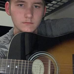 Meet your Posher, Levi